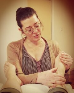 Seance de Reflexologie Emmanuelle Ancelin Tours 240x300