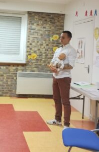 f65acf79 0f85 45b6 88f9 dcaf2581a781 197x300