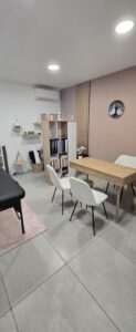 Photo cabinet 1 123x300